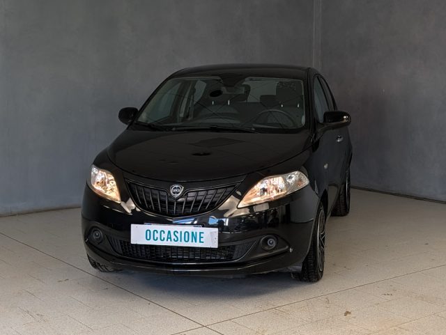 Lancia Ypsilon 1.0 FireFly 5 porte S&S Hybrid Silver Plus usato a TRECATE
