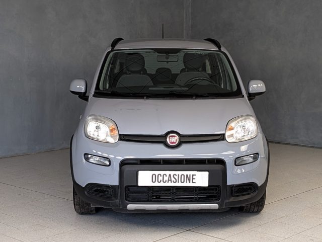 Fiat Panda 1.0 FireFly S&S Hybrid City Life usato a TRECATE