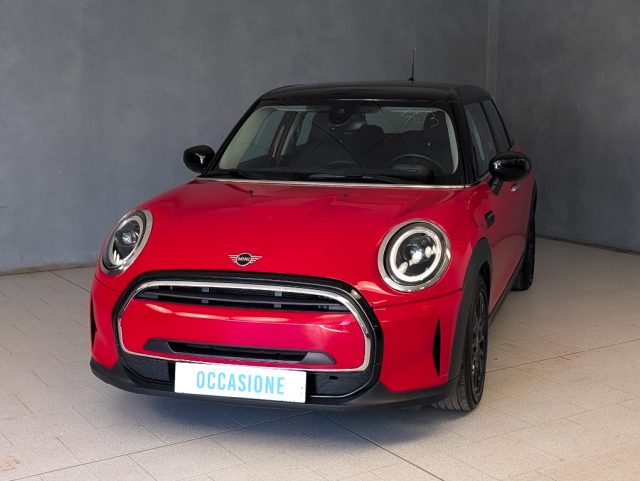 MINI Cooper 1.5 Cooper Essential automatica usato a TRECATE