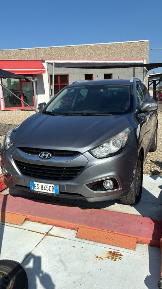Hyundai iX35 1.6 GDI 16V 2WD Comfort, del 2013, 186.000 km, in vendita a Trecate (NO)