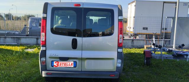 Opel Vivaro 27 2.0 CDTI 120CV PC-TN Combi 9 posti - foto 3 di 4