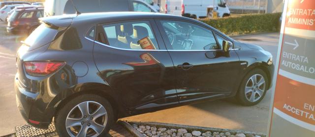 Renault Clio 1.5 dCi 8V 75CV 5 porte Costume National - foto 4 di 4
