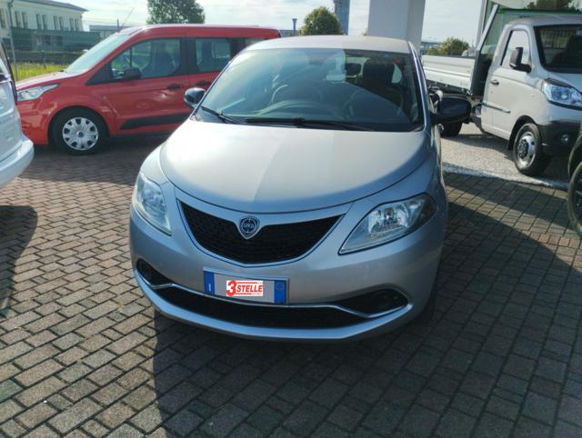 Lancia Ypsilon 1.2 69 CV 5 porte Gold usato a ERACLEA
