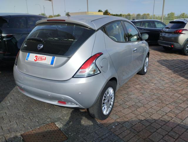 Lancia Ypsilon 1.2 69 CV 5 porte Gold - foto 4 di 4