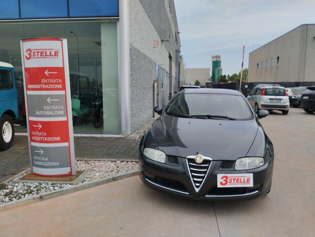 Alfa Romeo GT 1.8 16V TS Distinctive usato a ERACLEA