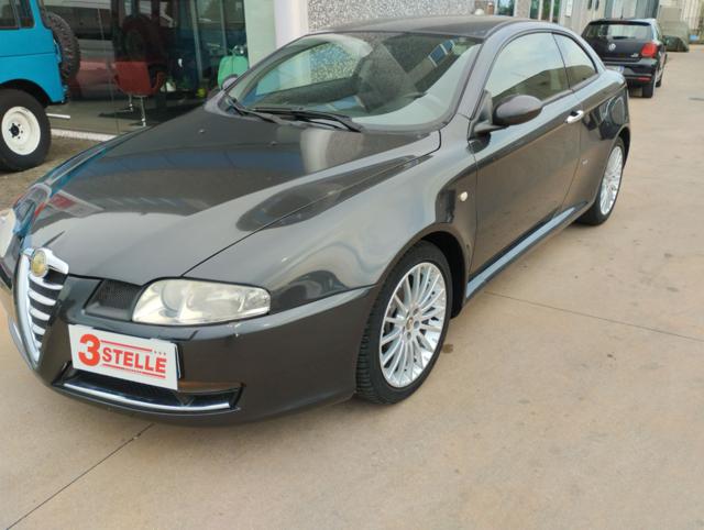 Alfa Romeo GT 1.8 16V TS Distinctive - foto 3 di 15