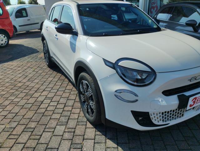 Fiat 600 Hybrid 145 CV DCT MHEV - foto 3 di 4