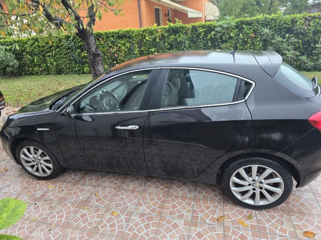 Alfa Romeo Giulietta 1.6 JTDm-2 105 CV Progression - foto 3 di 4
