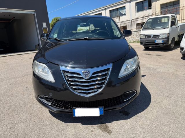 Lancia Ypsilon 1.3 MJT 16V 95 CV 5 porte - foto 3 di 4