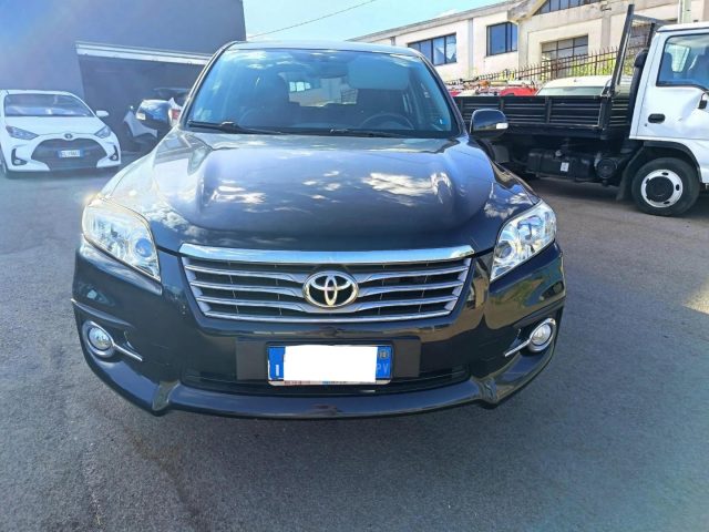 Toyota RAV 4 RAV4 Crossover 2.2 D-Cat A/T 150 CV Executive - foto 3 di 4