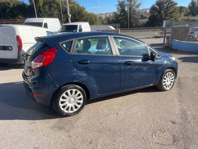 Ford Fiesta 1.5 TDCi 75CV 5 porte - foto 3 di 12