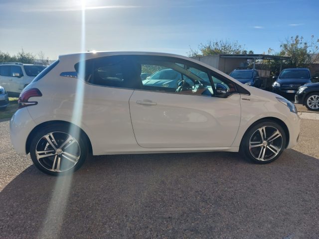 Peugeot 208 BlueHDi 100 3 porte GT Line usato a SASSARI