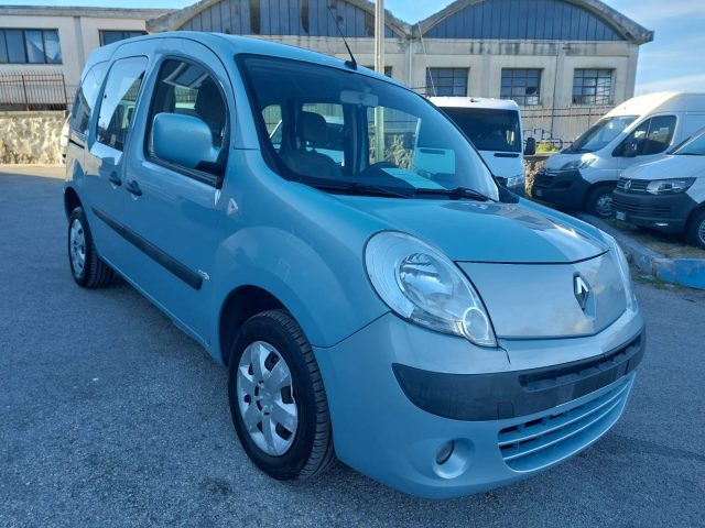 Renault Kangoo 1.6 105CV 5 porte - foto 2 di 4