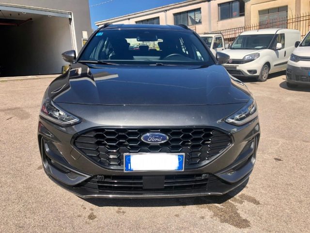 Ford Focus 1.0 EcoBoost Hybrid 125 CV Powershift SW ST-Line - foto 3 di 4