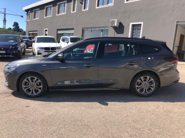 Ford Focus 1.0 EcoBoost Hybrid 125 CV Powershift SW ST-Line - foto 4 di 4