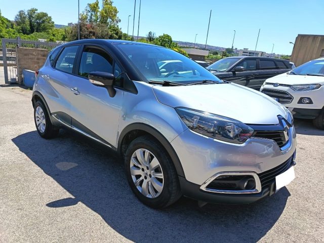 Renault Captur 1.5 dCi 8V 90 CV Start&Stop Energy R-Link - foto 2 di 4
