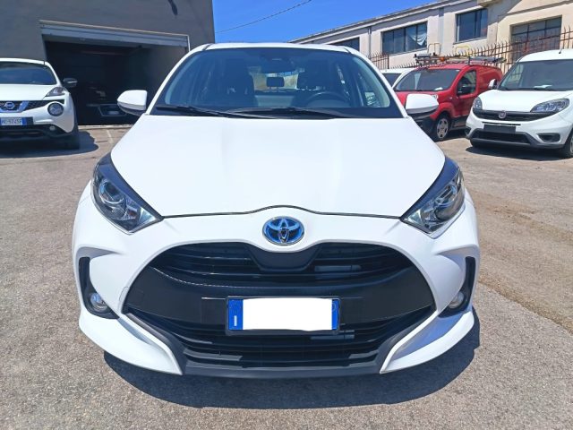Toyota Yaris 1.5 Hybrid 5 porte Lounge - foto 3 di 4