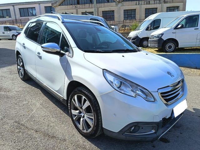 Peugeot 2008 1° serie 1.6 e-HDi 115 CV Stop&Start Allure - foto 2 di 4