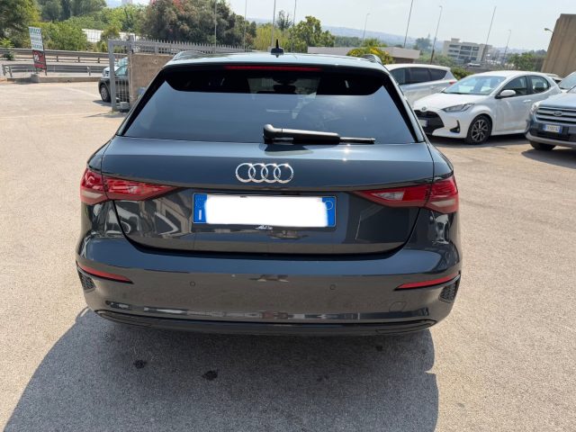 Audi A3 Sportback 35 advanced - foto 4 di 4