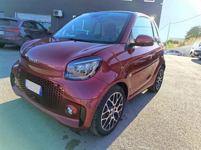 smart forTwo EQ Ushuaïa (4,6kW) usato a SASSARI