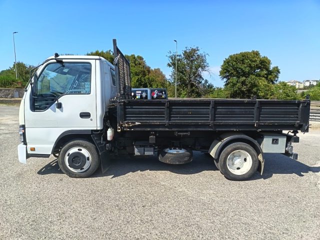 Isuzu NKR 77AE 3.0 TDI PC-RG Cabinato - foto 4 di 4