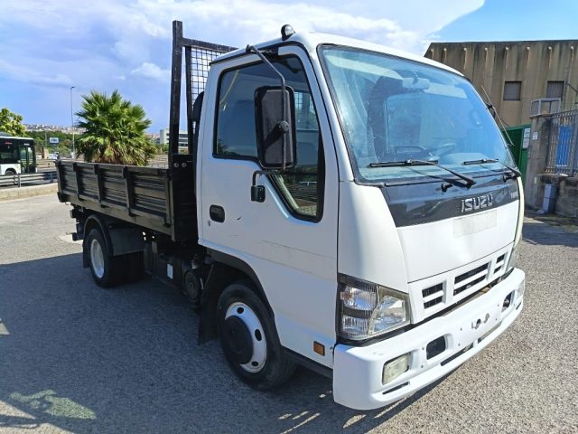 Isuzu NKR 77AE 3.0 TDI PC-RG Cabinato - foto 2 di 4