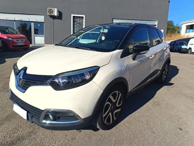 Renault Captur 1.5 dCi 8V 90 CV Start&Stop Energy R-Link, del 2014, 60.820 km, in vendita a Sassari (SS)