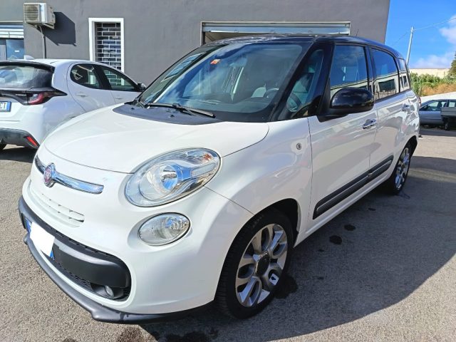 Fiat 500L Living 1.6 Multijet 105 CV Lounge, del 2015, 134.700 km, in vendita a Sassari (SS)