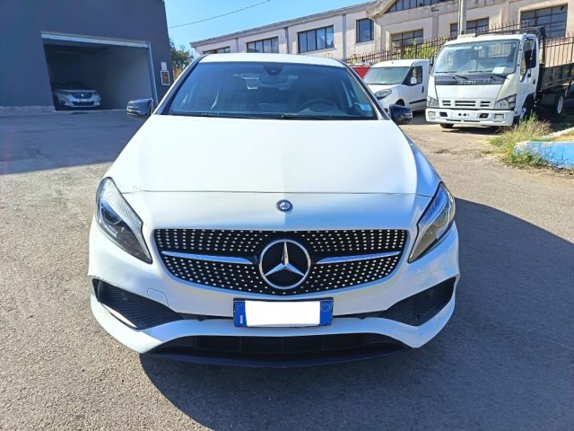 Mercedes-Benz A 180 d Automatic Premium - foto 3 di 4