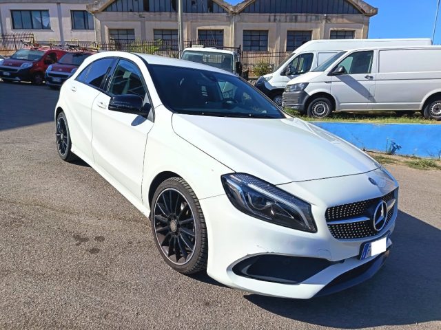 Mercedes-Benz A 180 d Automatic Premium - foto 2 di 4