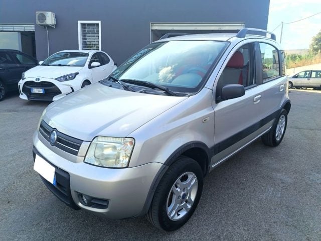 Fiat Panda 1.3 MJT 16V 4x4, del 2006, 109.400 km, in vendita a Sassari (SS)