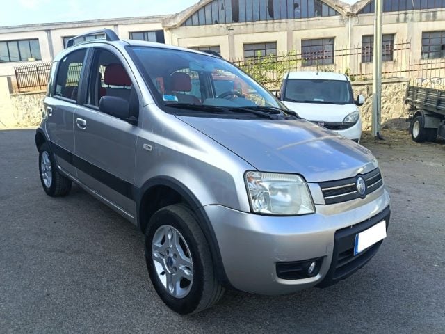 Fiat Panda 1.3 MJT 16V 4x4 - foto 2 di 4
