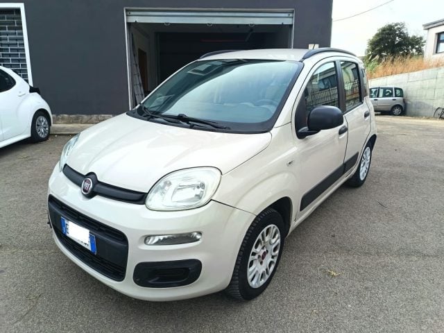 Fiat Panda 1.2 Lounge, del 2013, 183.900 km, in vendita a Sassari (SS)