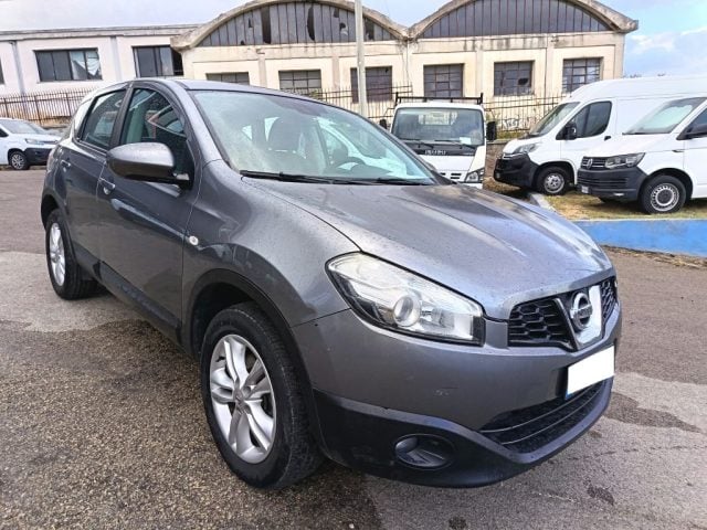 Nissan Qashqai 1.5 dCi DPF Tekna - foto 2 di 4