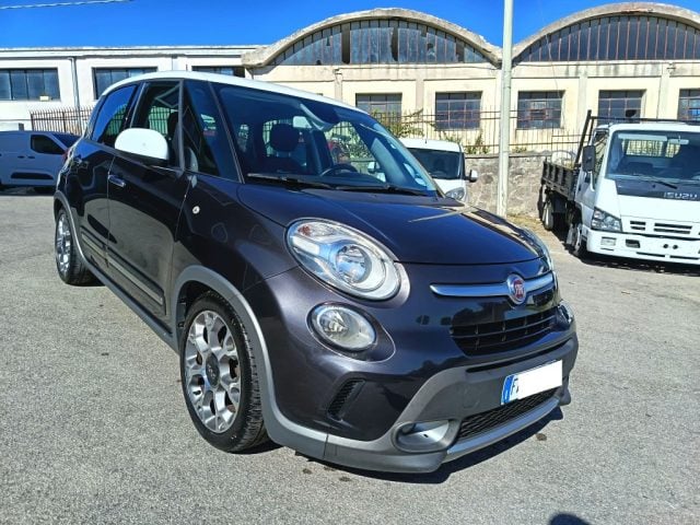 Fiat 500L 1.6 Multijet 120 CV Trekking - foto 2 di 4