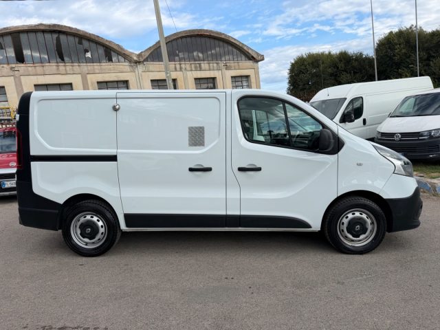 Renault Trafic T27 1.6 dCi 95CV - foto 3 di 4