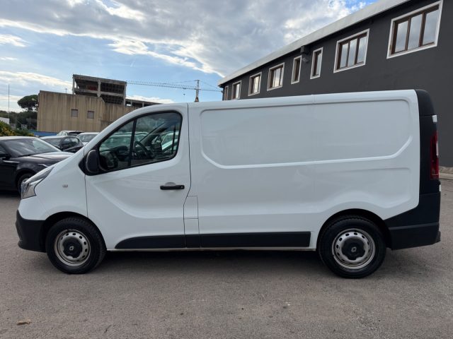 Renault Trafic T27 1.6 dCi 95CV - foto 2 di 4