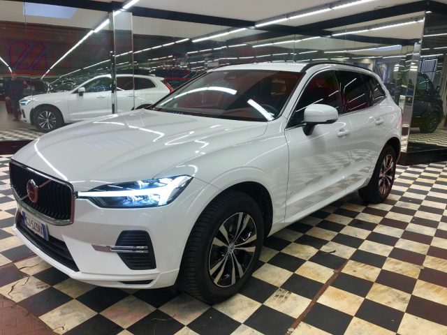 Volvo XC60 B4 (d) automatico Core, del 2022, 101.981 km, in vendita a Firenze (FI)