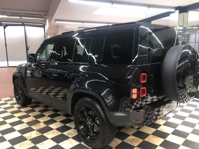 Land Rover Defender 110 3.0D I6 250 CV AWD Auto SE - foto 4 di 4