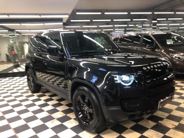 Land Rover Defender 110 3.0D I6 250 CV AWD Auto SE - foto 2 di 4
