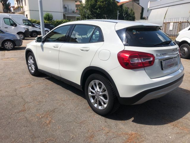 Mercedes-Benz GLA 180 d Executive - foto 4 di 4