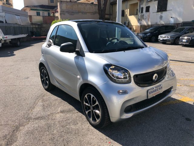 smart forTwo 70 1.0 Passion - foto 2 di 4