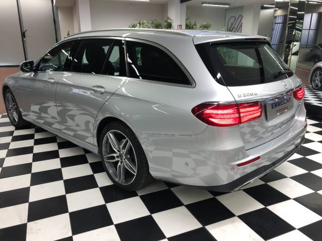 Mercedes-Benz E 220 d S.W. 4Matic Auto Premium - foto 4 di 4