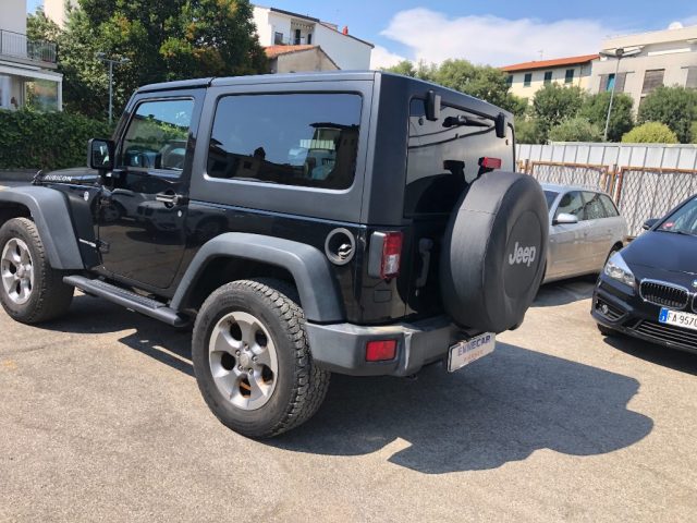 Jeep Wrangler Unlimited 2.8 CRD DPF Rubicon Auto - foto 3 di 4