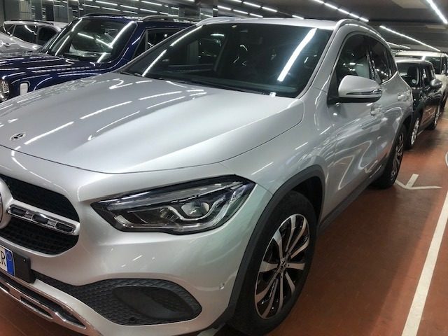 Mercedes-Benz GLA 200 d Automatic Sport Plus usato a FIRENZE