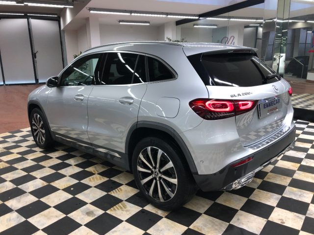 Mercedes-Benz GLA 200 d Automatic Sport Plus - foto 4 di 4