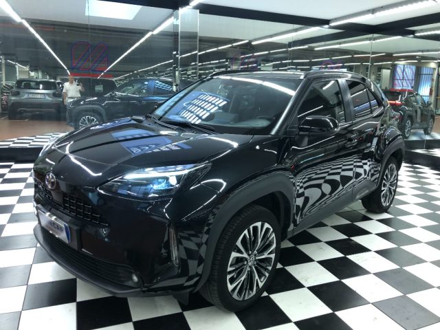 Toyota Yaris Cross 1.5 Hybrid 130 CV 5p. E-CVT AWD-i Lounge usato a FIRENZE