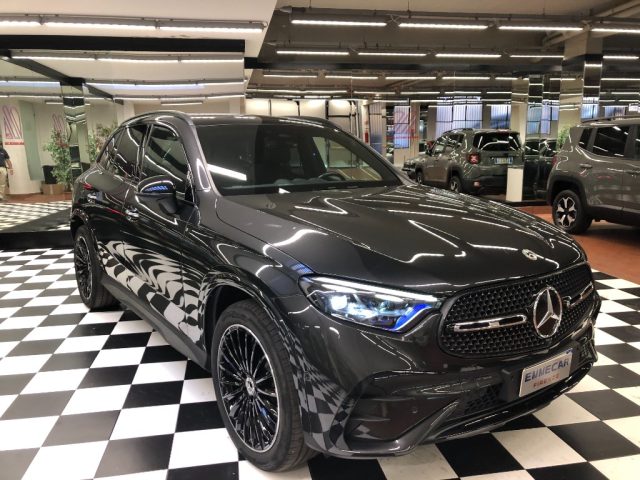 Mercedes-Benz GLC 220 d 4Matic Mild Hybrid AMG Line Premium Plus - foto 2 di 4