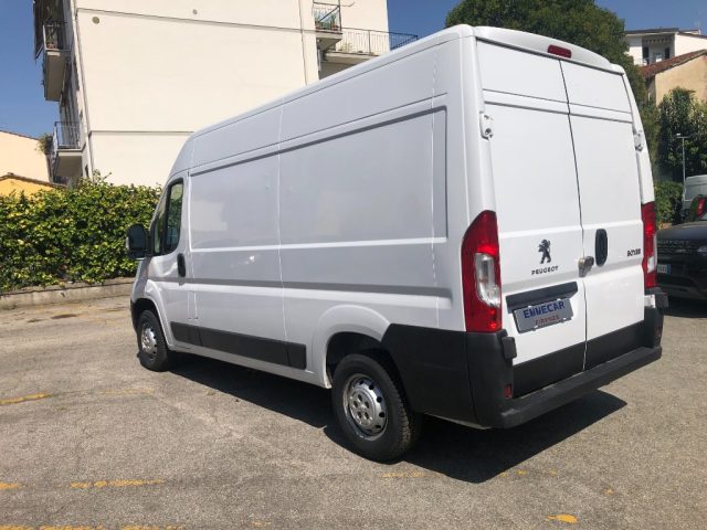 Peugeot Boxer 33 2.2 BlueHDi 120 S&S PM-TM Furgone - foto 4 di 4