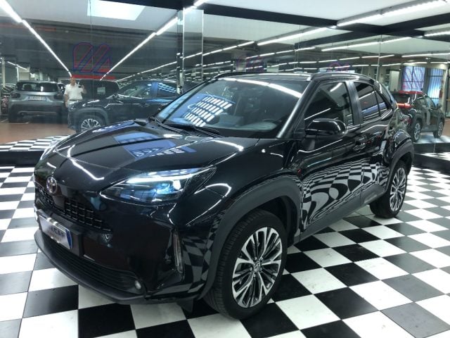 Toyota Yaris Cross 1.5 Hybrid 5p. E-CVT AWD-i Lounge usato a FIRENZE